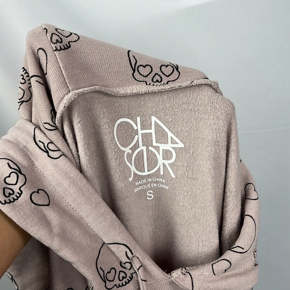 Chaser blush pink skull and hearts hooded sweater and pant set small and medium - Picture 10 of 11
